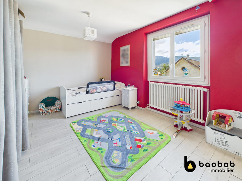 Maison - 195 m² - 6 pièces