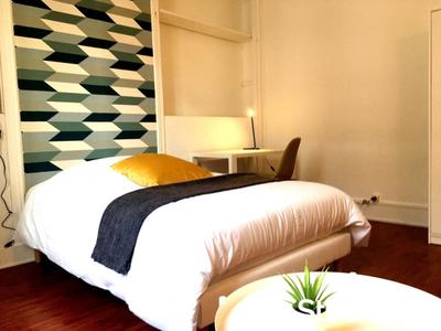 Chambre - 15 m² - 1 pièce