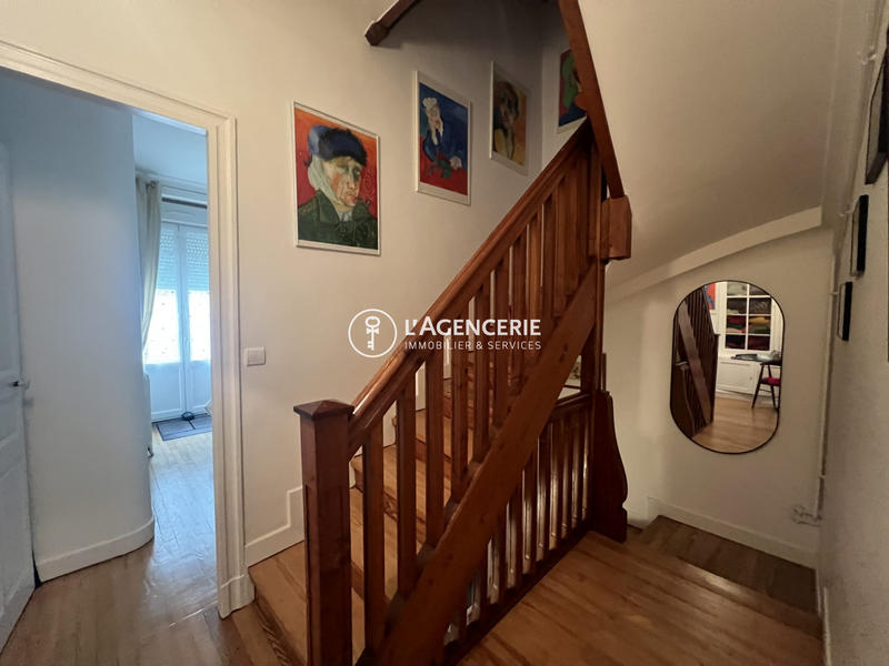 Maison - 121 m² - 5 pièces