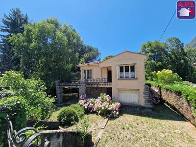 Maison - 139 m² - 5 pièces