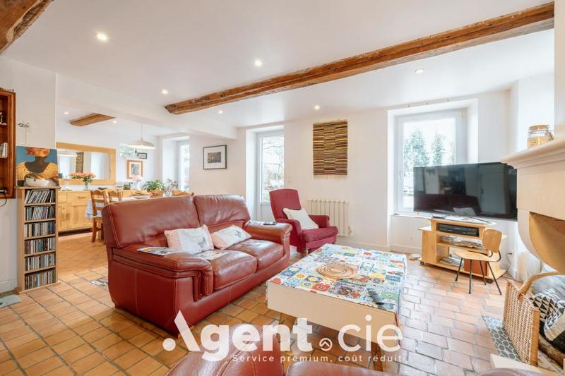 Maison ancienne - 170 m² - 9 pièces