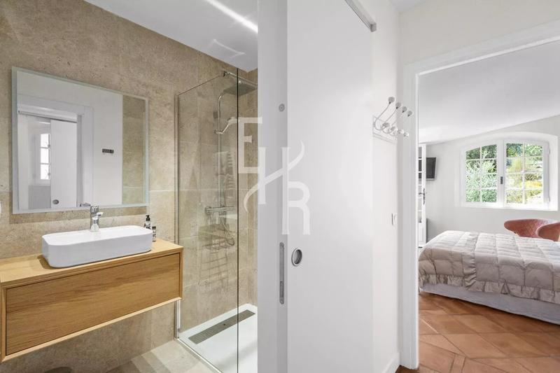 Villa - 205 m² - 5 pièces