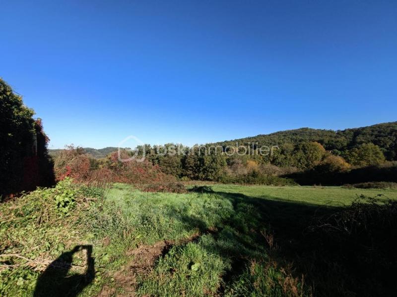 Corps de ferme - 132 m² - 3 pièces