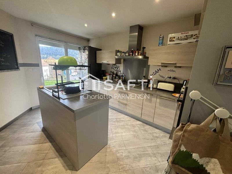 Appartement - 105 m² - 4 pièces