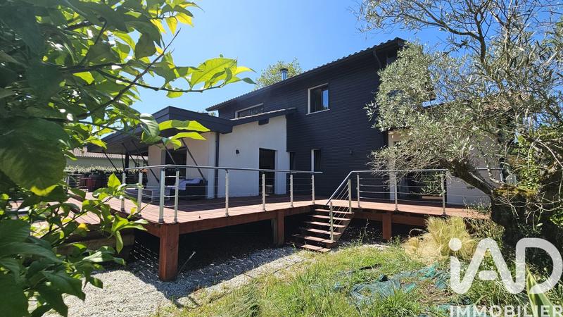 Maison de maîtres - 199 m² - 7 pièces