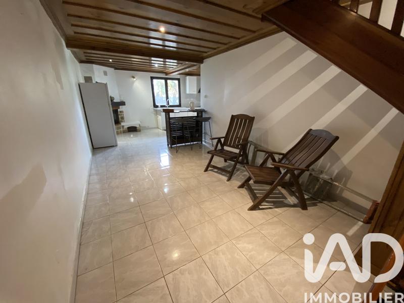 Maison - 180 m² - 5 pièces
