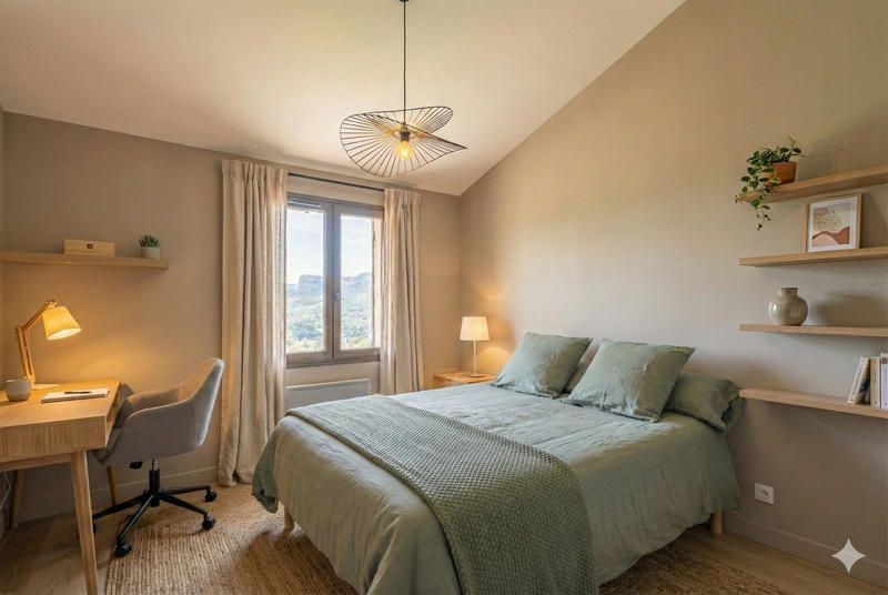 Maison - 181 m² - 8 pièces