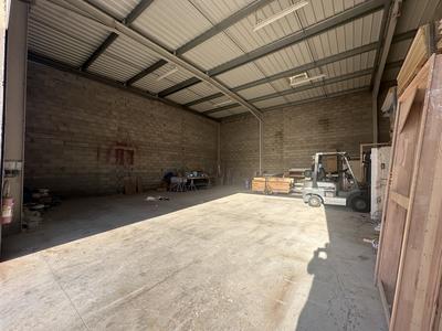 Entrepôt - 172 m²