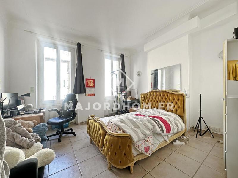 Appartement - 80 m² - 4 pièces