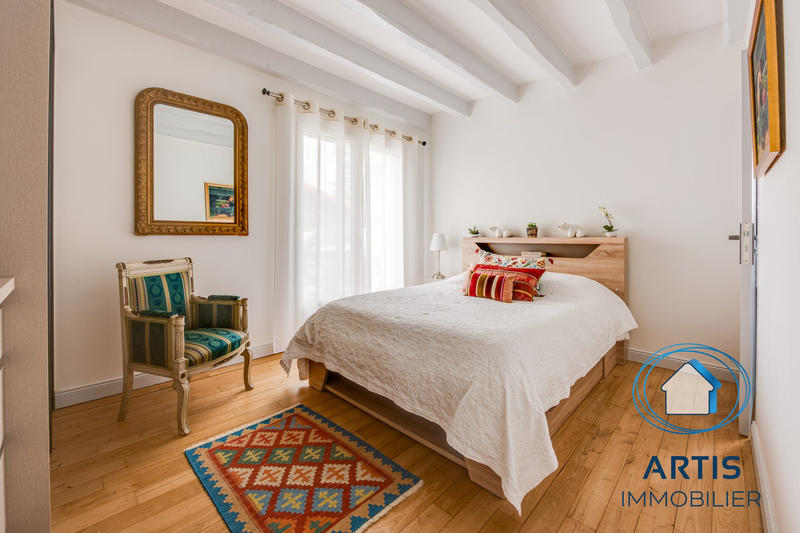 Maison - 185 m² - 7 pièces