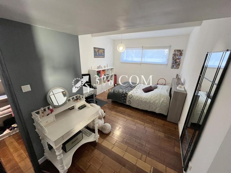 Maison - 194 m² - 6 pièces