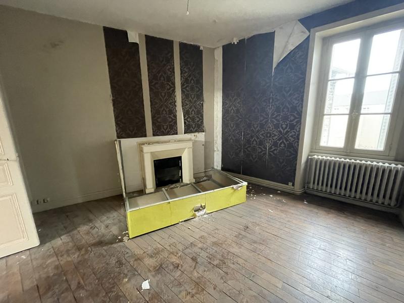 Maison - 250 m² - 12 pièces