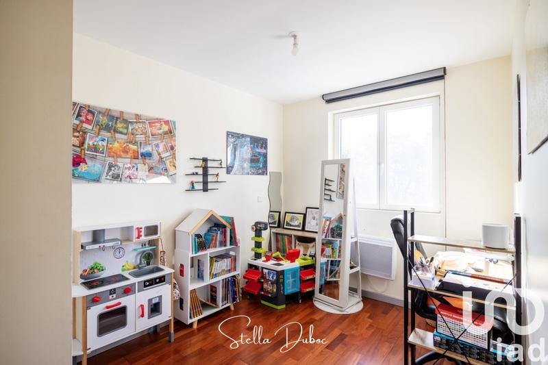 Maison - 96 m² - 5 pièces