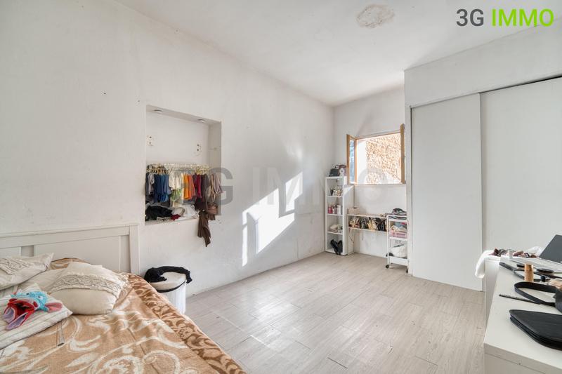 Immeuble - 246 m² - 9 pièces
