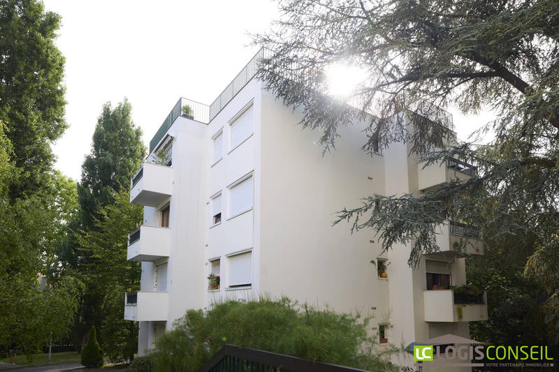 Appartement - 88 m² - 5 pièces