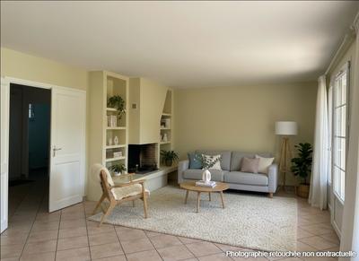 Maison - 214 m² - 8 pièces