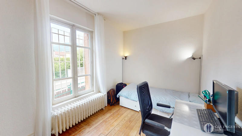 Maison - 299 m² - 8 pièces