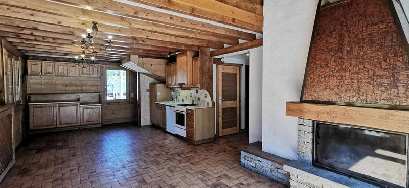 Maison - 418 m² - 12 pièces