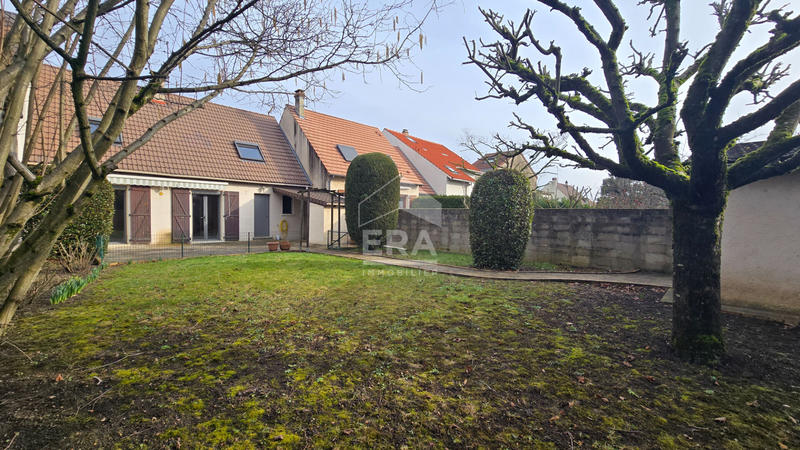Maison - 97 m² - 5 pièces
