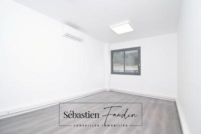 Bureau - 15 m² - 1 pièce