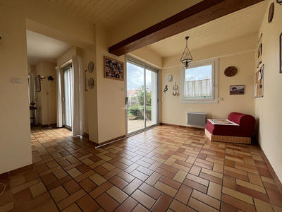 Maison - 95 m² - 4 pièces