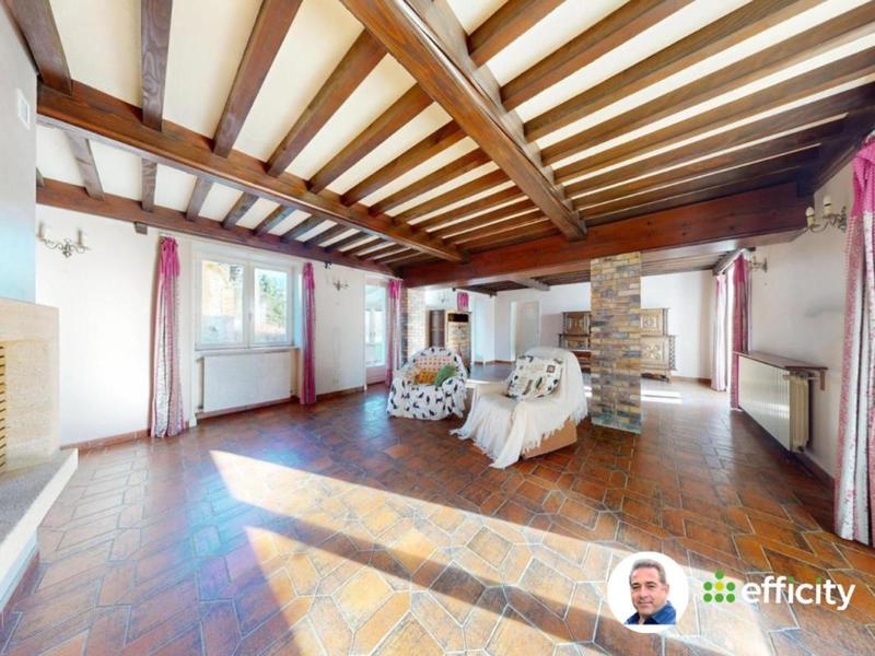 Maison - 222 m² - 5 pièces