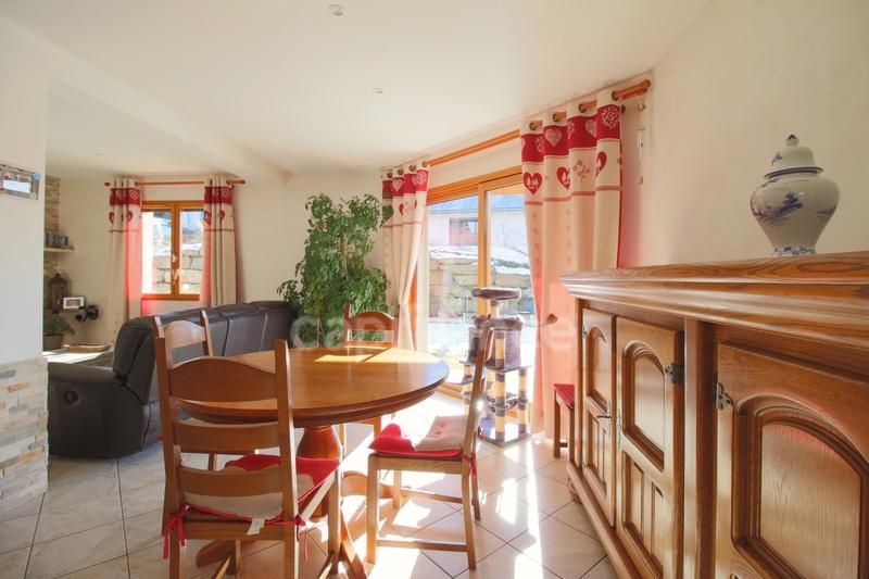 Maison - 115 m² - 6 pièces