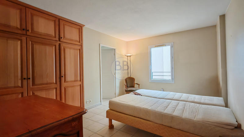 Appartement - 90 m² - 4 pièces