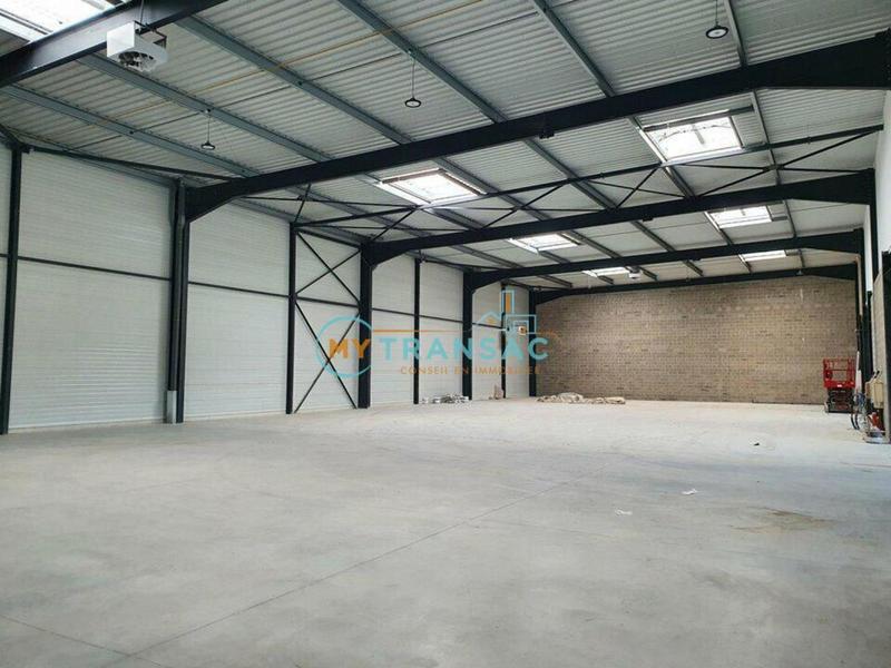 Local d'activités - 457 m²