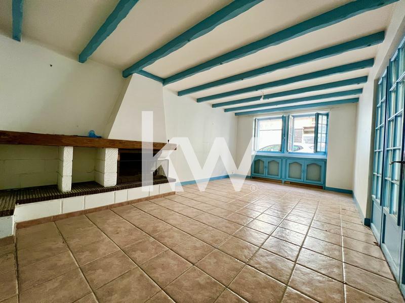 Demeure - 160 m² - 6 pièces