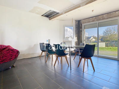 Maison - 162 m² - 6 pièces