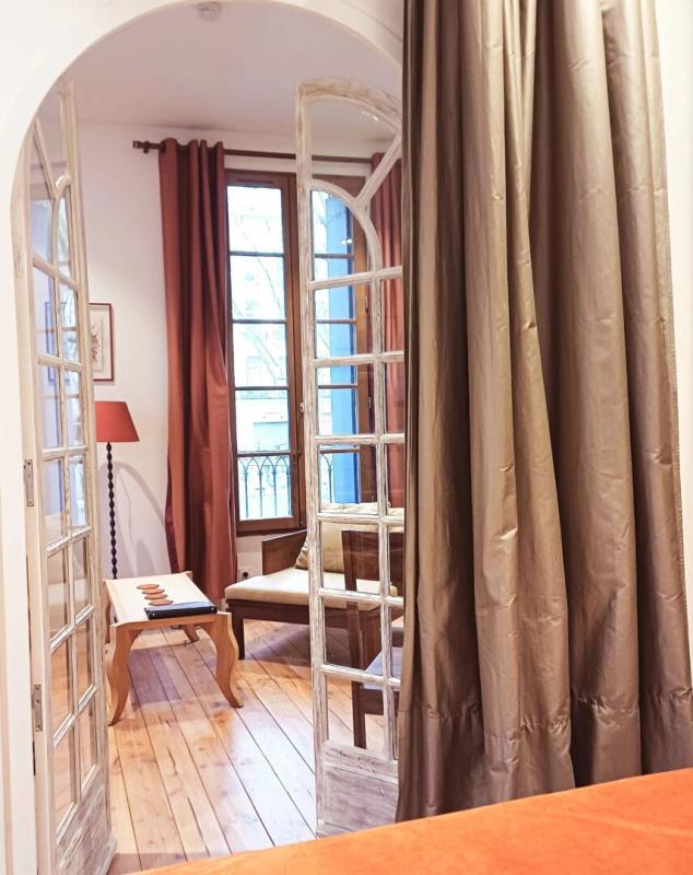 Maison - 350 m² - 10 pièces