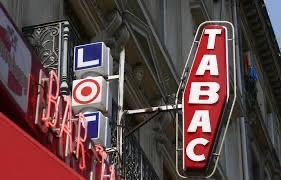 Local commercial - 228 m²