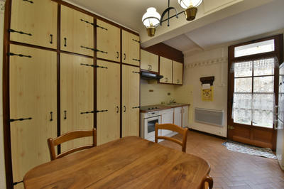 Maison de village - 250 m² - 8 pièces