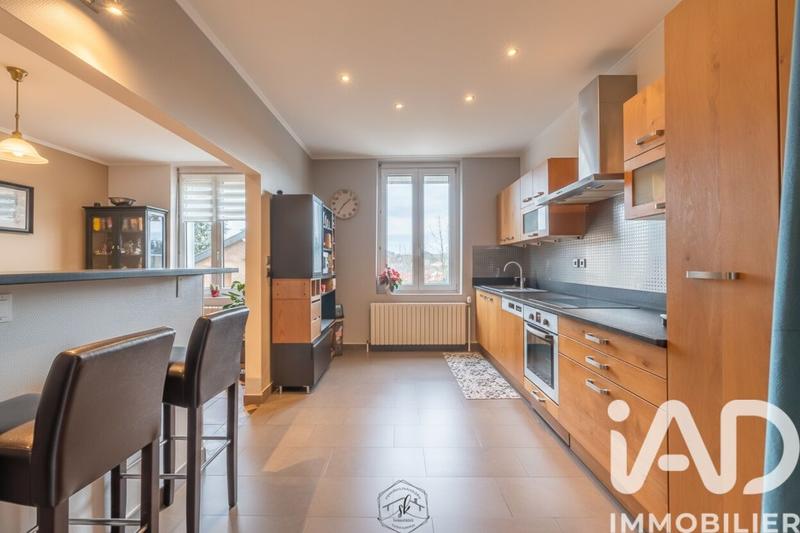 Maison - 127 m² - 7 pièces