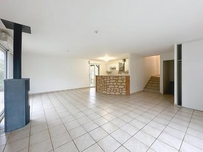 Maison - 111 m² - 5 pièces