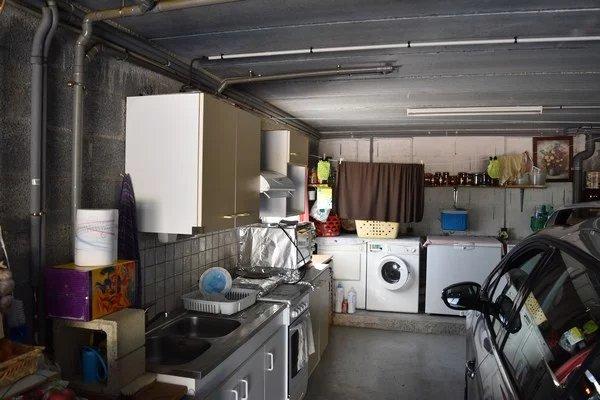 Maison - 270 m² - 12 pièces