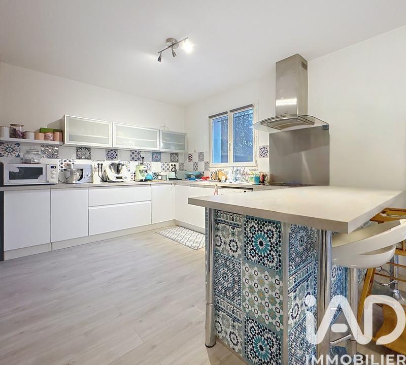 Maison - 95 m² - 4 pièces