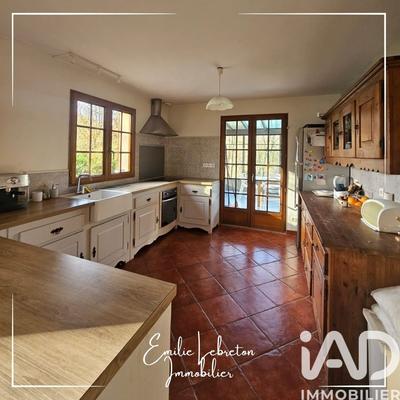 Maison - 150 m² - 7 pièces