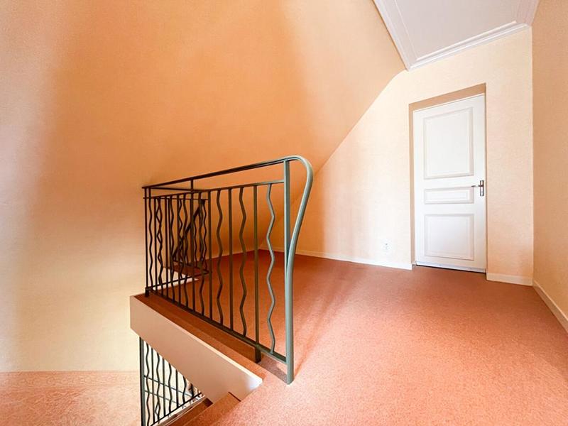 Maison - 173 m² - 8 pièces