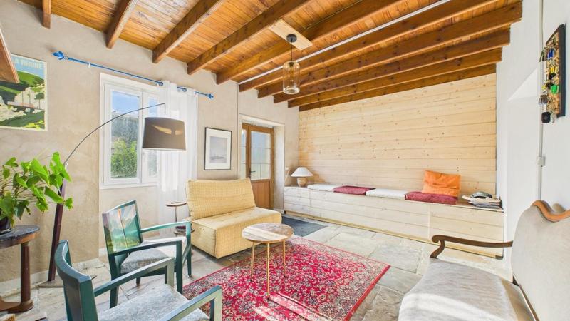 Maison - 355 m² - 14 pièces