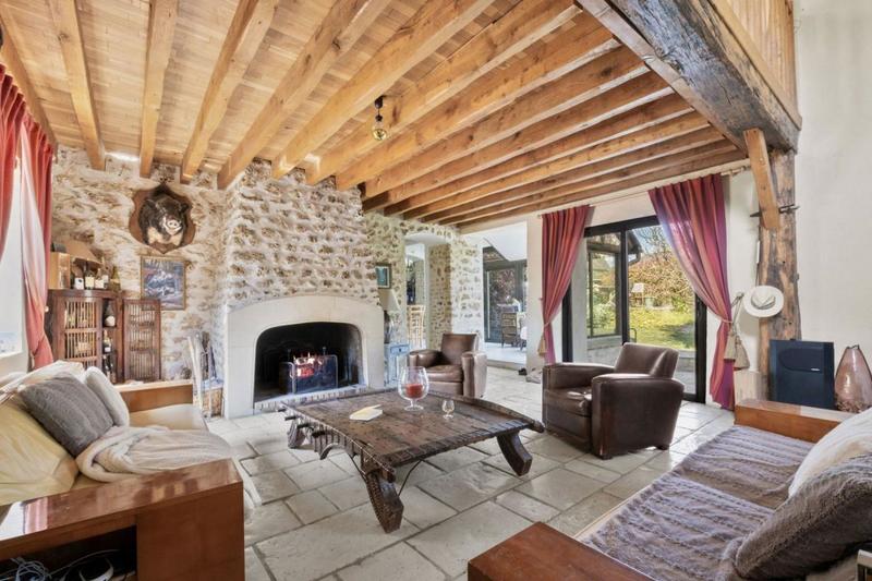 Maison - 450 m² - 13 pièces