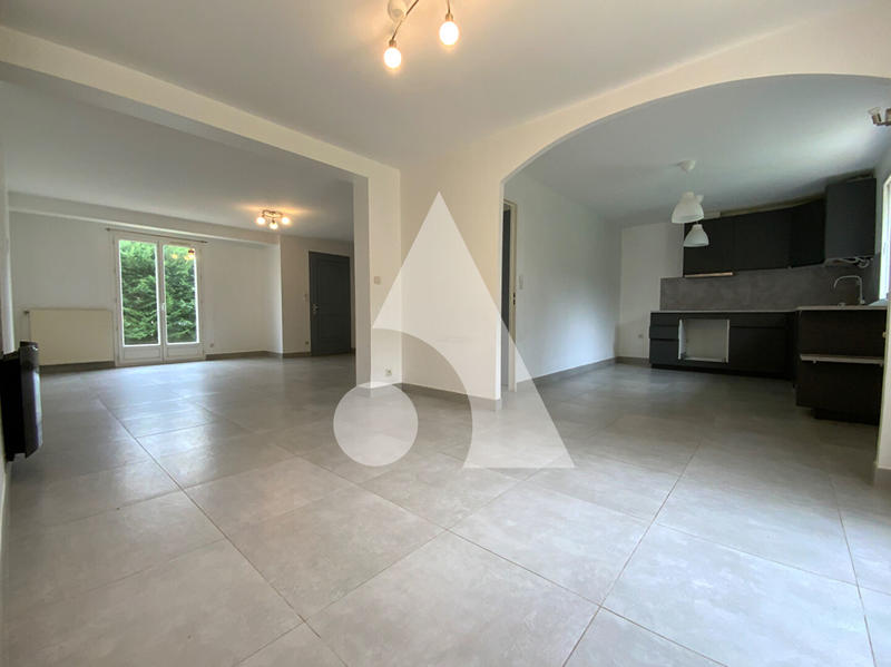 Maison - 114 m² - 5 pièces