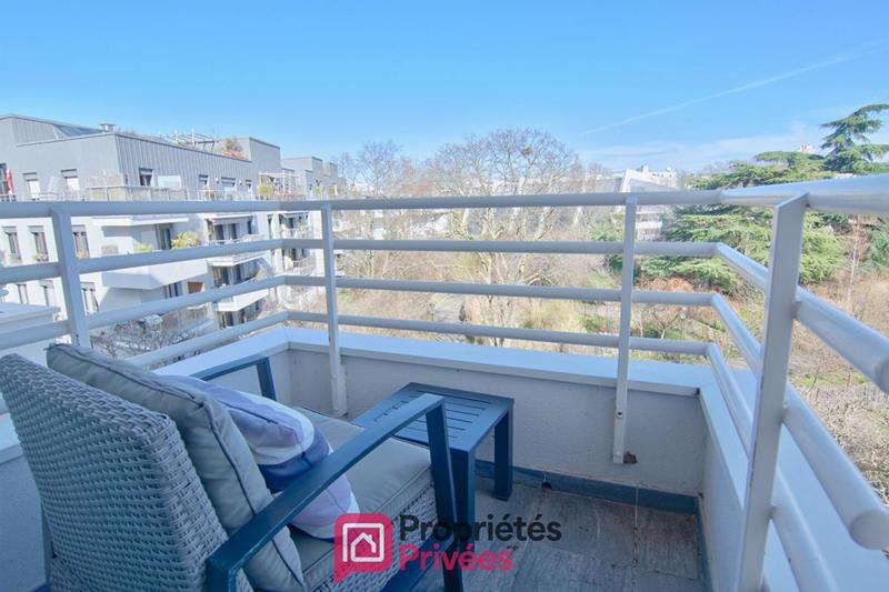 Appartement - 97 m² - 4 pièces