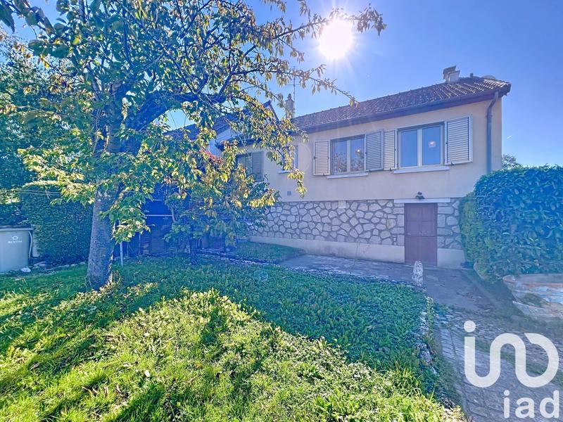 Maison - 98 m² - 4 pièces