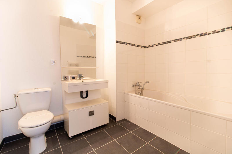 Appartement - 80 m² - 4 pièces