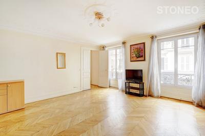 Appartement ancien - 106 m² - 5 pièces