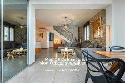 Villa - 90 m² - 4 pièces