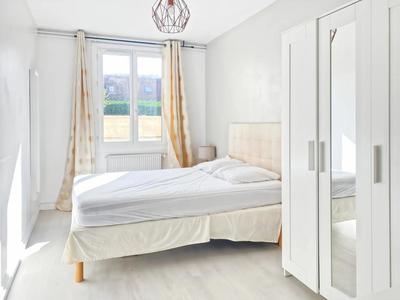 Appartement - 64 m² - 4 pièces