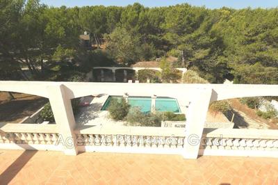Villa - 320 m² - 10 pièces